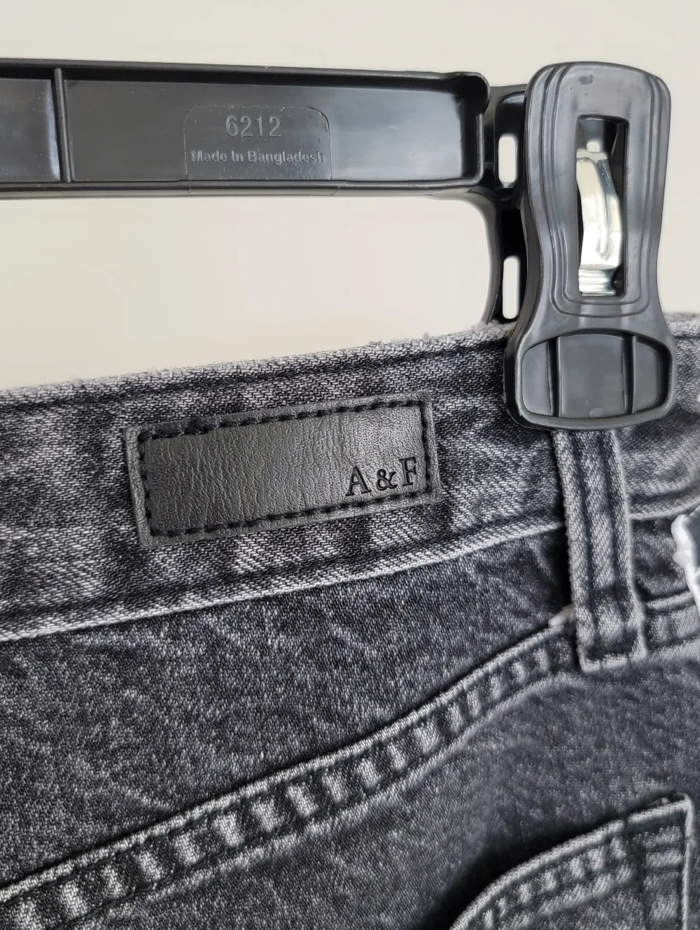 Abercrombie Black Acid Wash High Rise Denim Shorts Side Stripe Frayed 24 00